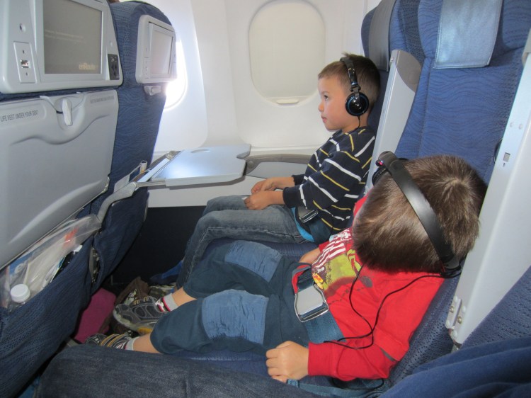 Flying_with_Kids